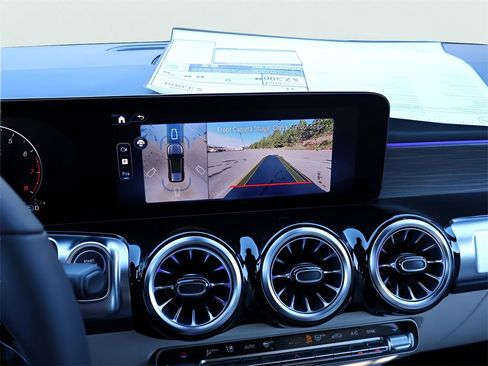 New 2026 Mercedes-Benz GLB 250 4MATIC image 25