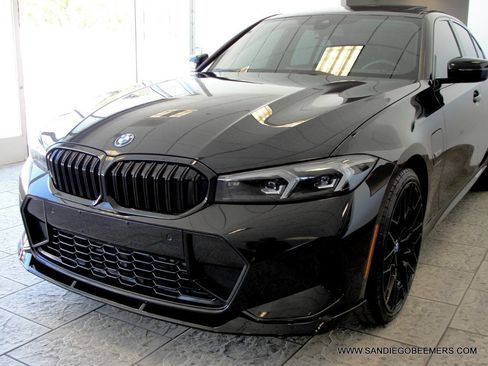 Used 2023 BMW 330e w/ M Sport Package RWD image 61