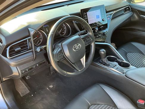 Used 2024 Toyota Camry SE image 20