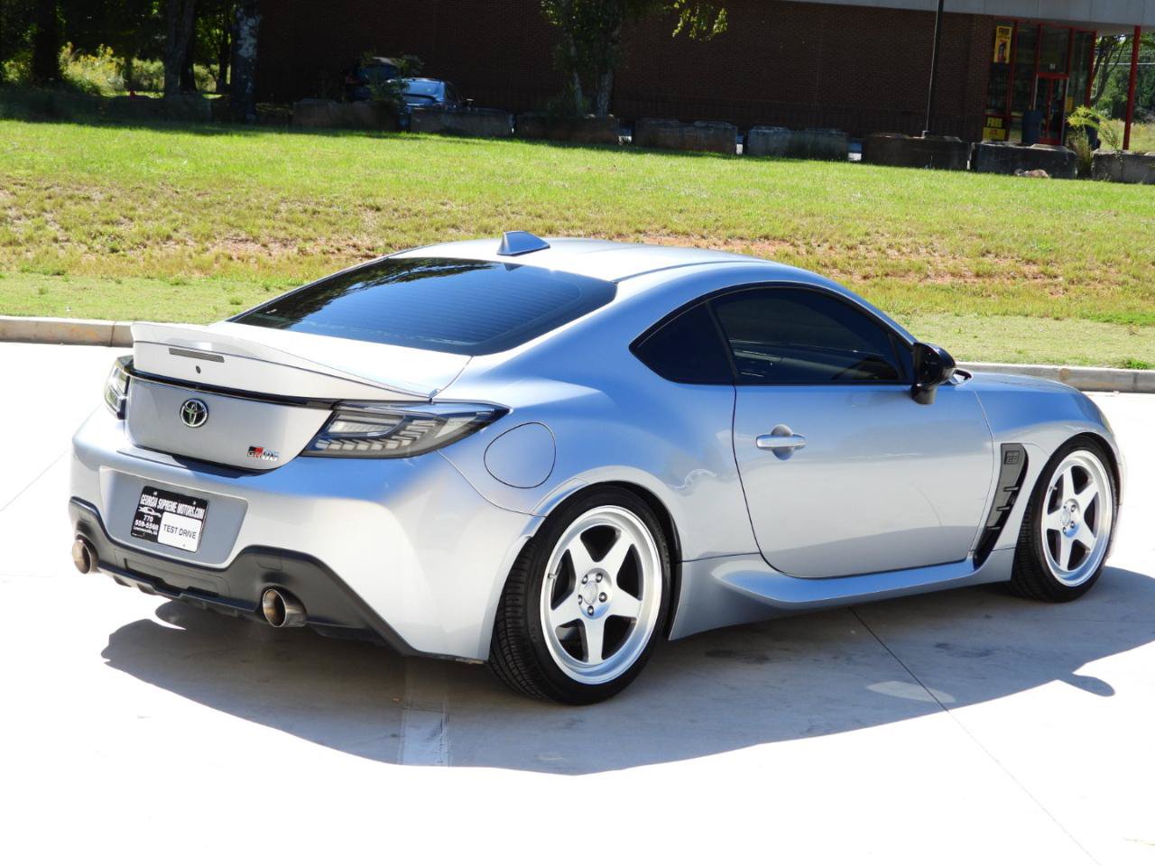 Used 2025 Toyota GR86 Premium w/ ALL Weather Mat Package (TMS) RWD image 67