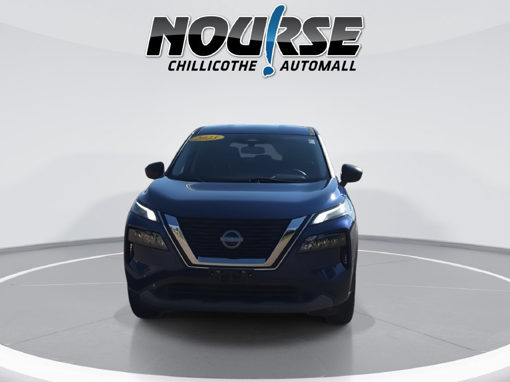 Used 2023 Nissan Rogue S AWD/4WD image 3