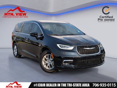 Certified 2025 Chrysler Pacifica Select