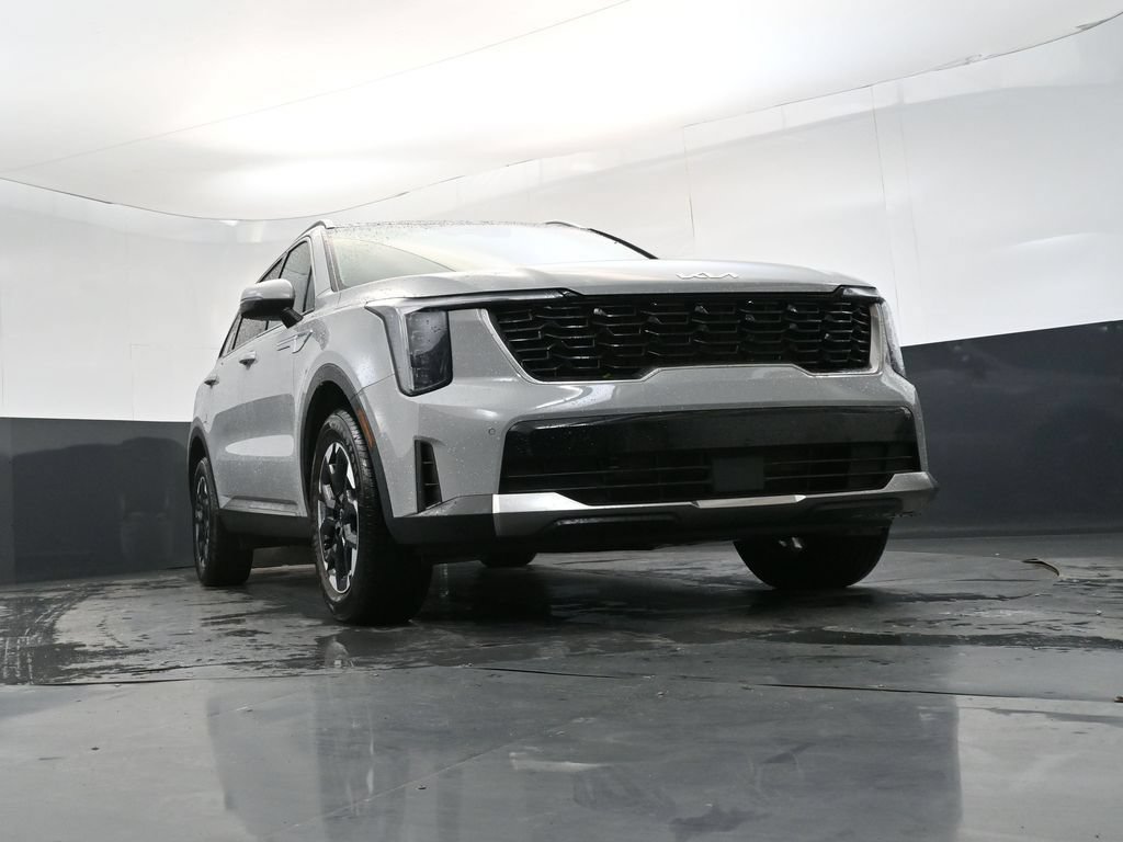 Certified 2024 Kia Sorento S w/ Panoramic Sunroof Package AWD/4WD image 25