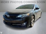 Used 2014 Toyota Camry L image 2