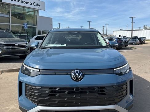 New 2026 Volkswagen Tiguan SE AWD/4WD image 2