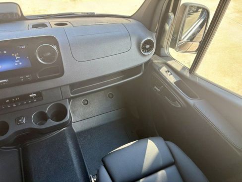 New 2026 Mercedes-Benz Sprinter 2500 image 8