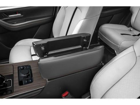 Used 2025 MAZDA CX-90 Plug-In Hybrid w/ Preferred image 17