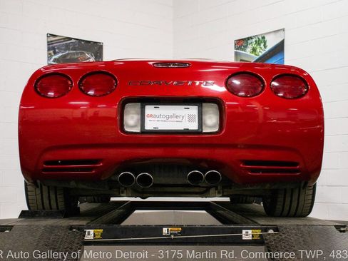 Used 1999 Chevrolet Corvette Coupe w/ Memory Pkg image 21