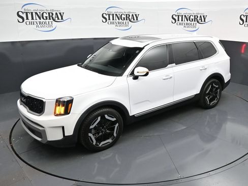 Used 2023 Kia Telluride EX FWD image 20