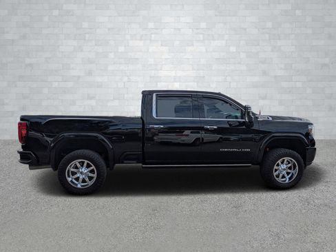 Used 2023 GMC Sierra 2500 Denali w/ Denali Ultimate Package image 4
