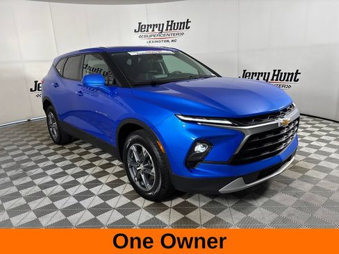 Used 2025 Chevrolet Blazer LT AWD/4WD image 4