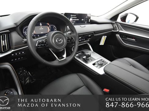 Certified 2025 MAZDA CX-70 Plug-In Hybrid w/ Premium Pkg image 30