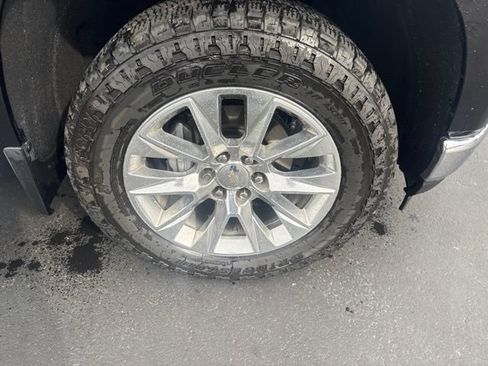 Used 2019 Chevrolet Silverado 1500 LTZ w/ LTZ Premium Package AWD/4WD image 9