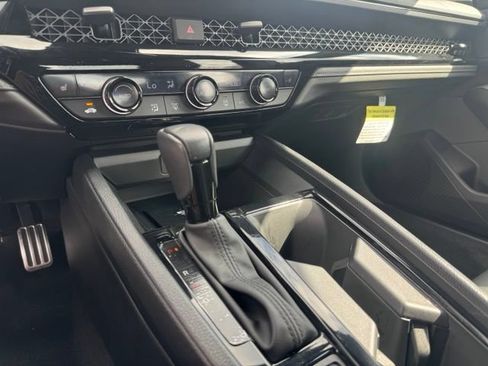 Used 2025 Honda Accord Sport image 16