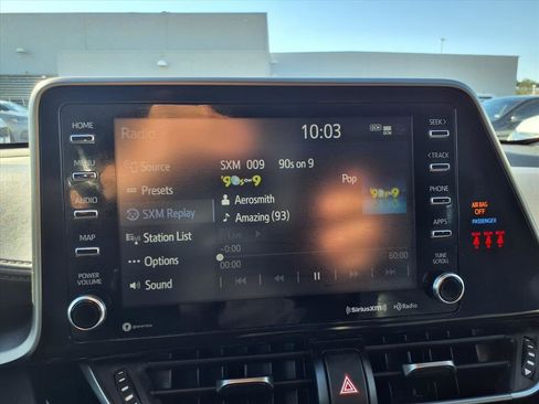 Used 2021 Toyota C-HR Limited image 6