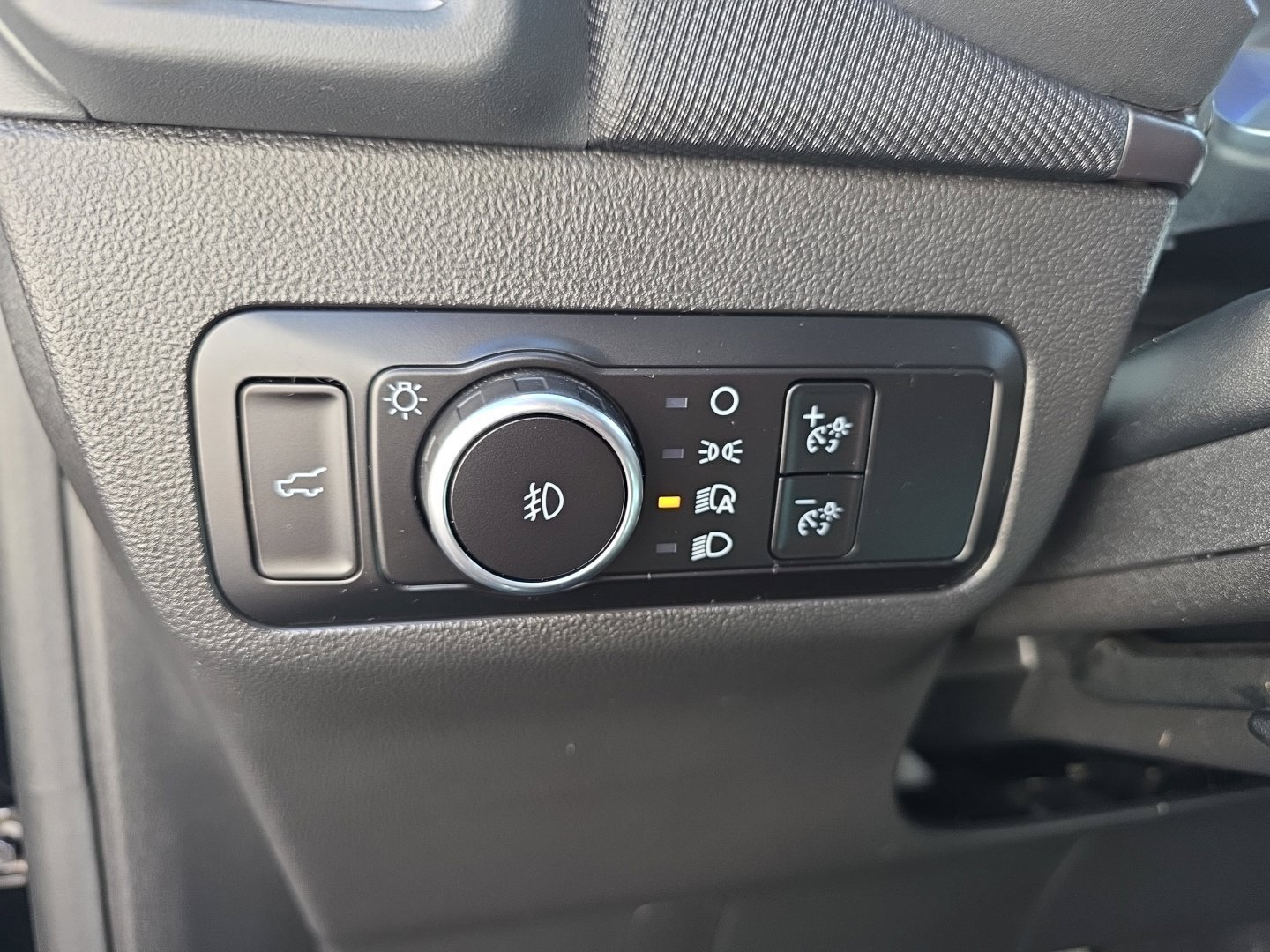Used 2023 Ford Bronco Sport Outer Banks w/ Tech Package AWD/4WD image 9