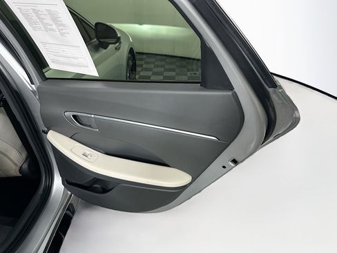 Used 2024 Hyundai Sonata SEL w/ Convenience Package FWD image 30