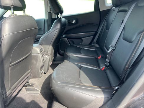 Used 2020 Jeep Compass Limited FWD image 7