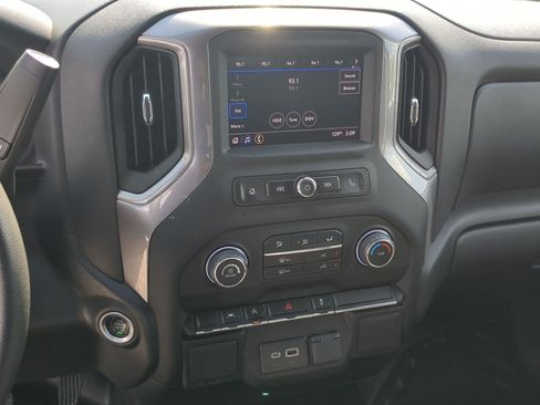 Used 2022 Chevrolet Silverado 1500 W/T w/ WT Value Package AWD/4WD image 19