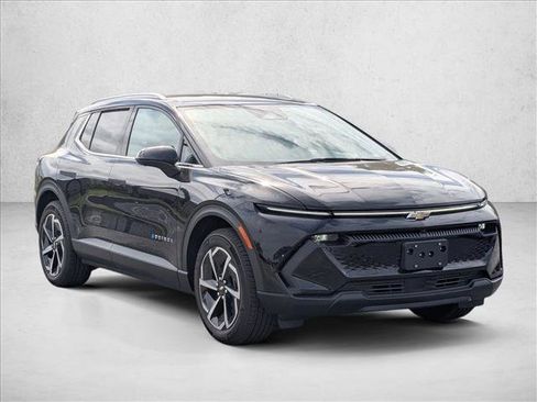 New 2026 Chevrolet Equinox EV LT image 7