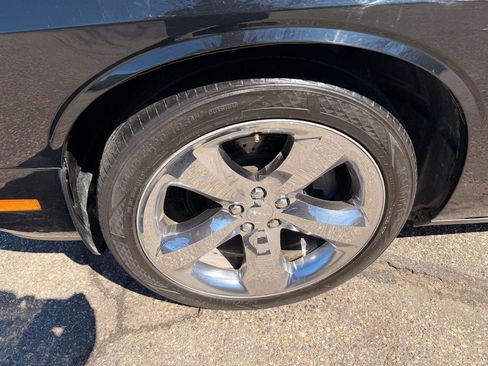 Used 2014 Dodge Challenger SXT w/ Super Sport Group (SS/T) image 12