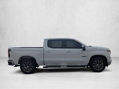 Used 2022 Chevrolet Silverado 1500 LT image 4