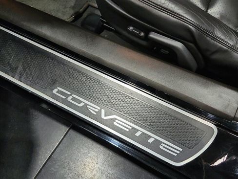 Used 2006 Chevrolet Corvette Convertible w/ Preferred Equipment Group RWD image 31