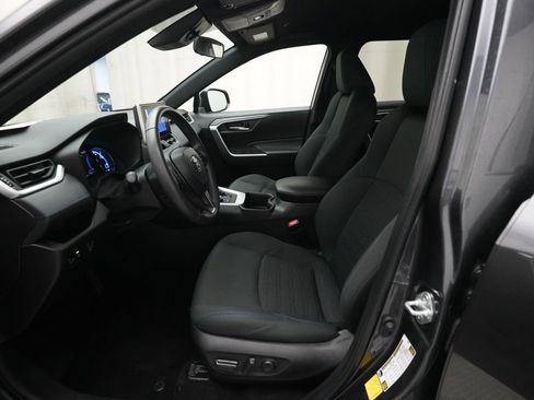 Used 2025 Toyota RAV4 SE AWD/4WD image 7