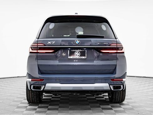 Used 2023 BMW X7 xDrive40i w/ Premium Package image 5