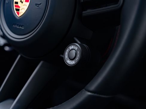 Used 2022 Porsche 911 GT3 image 54