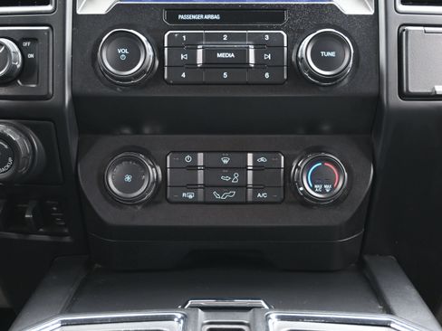 Used 2020 Ford F150 XL w/ Equipment Group 101A Mid RWD image 38