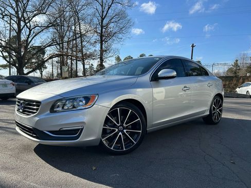 Used 2016 Volvo S60 T5 Premier w/ Convenience Package image 10