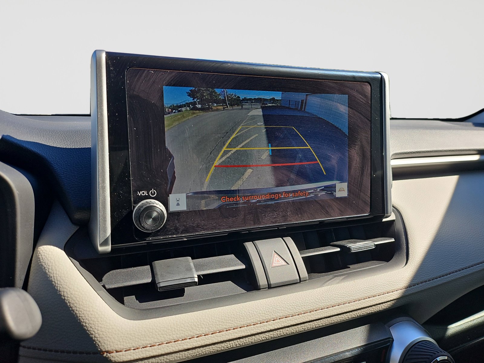 Used 2023 Toyota RAV4 XLE FWD image 28