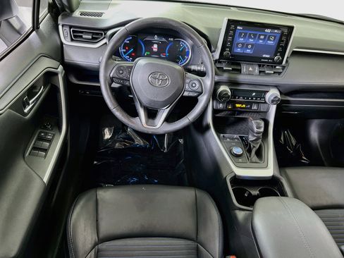 Used 2019 Toyota RAV4 XSE w/ Carpet Mat Package AWD/4WD image 22