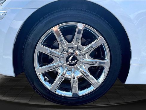 Used 2011 Hyundai Equus Ultimate RWD image 9