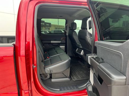 Used 2025 Ford F250 Lariat w/ Chrome Package AWD/4WD image 17