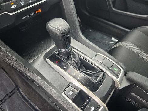 Used 2020 Honda Civic LX image 13