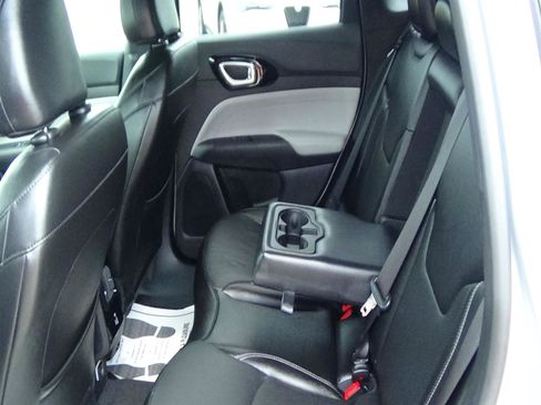 Certified 2025 Jeep Compass Limited w/ Elite Group AWD/4WD image 12