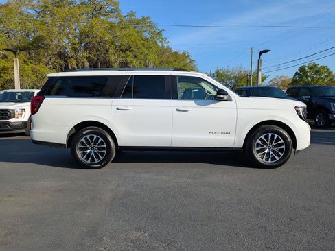 Certified 2025 Ford Expedition Max Platinum image 39