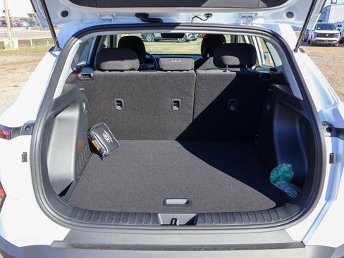 New 2026 Hyundai Kona SE image 28