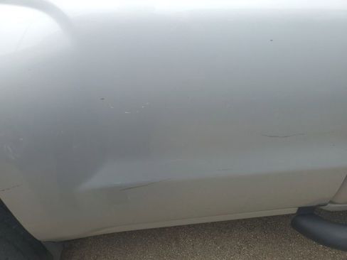 Used 2018 Chevrolet Silverado 2500 W/T w/ Snow Plow Prep Package image 9