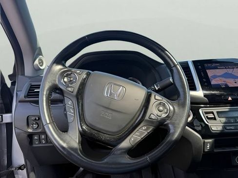 Used 2017 Honda Ridgeline RTL-E image 14