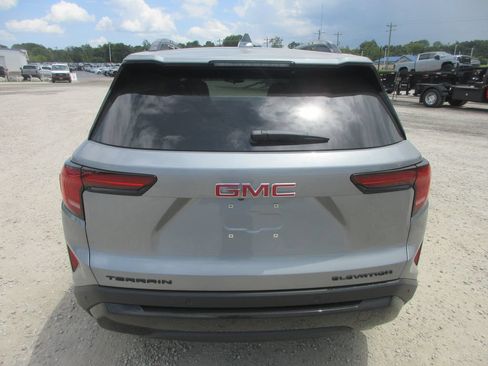 New 2027 GMC Terrain Elevation w/ Black Edition FWD image 5