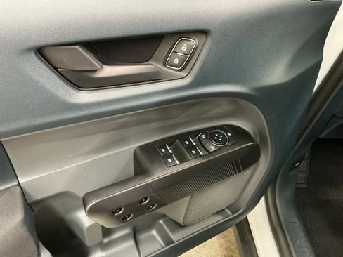 Used 2025 Ford Maverick XL image 15