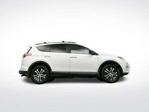 Used 2016 Toyota RAV4 LE image 37