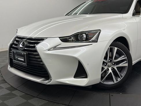 Used 2020 Lexus IS 300 w/ Navigation Package RWD image 4