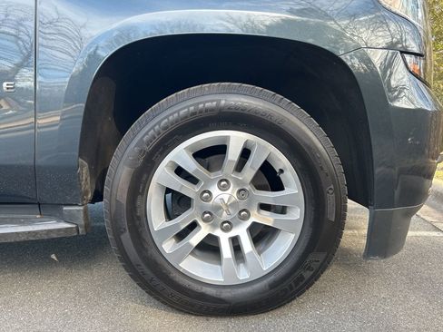 Used 2020 Chevrolet Tahoe LT w/ Luxury Package image 34