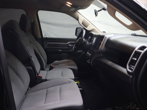 Used 2019 RAM 1500 Big Horn RWD image 9