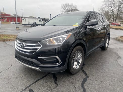 Used 2017 Hyundai Santa Fe Sport image 3