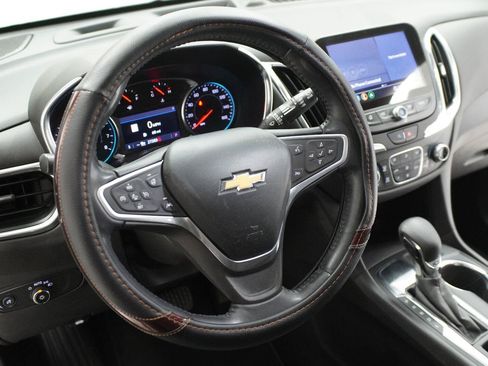 Used 2022 Chevrolet Equinox LT FWD image 7